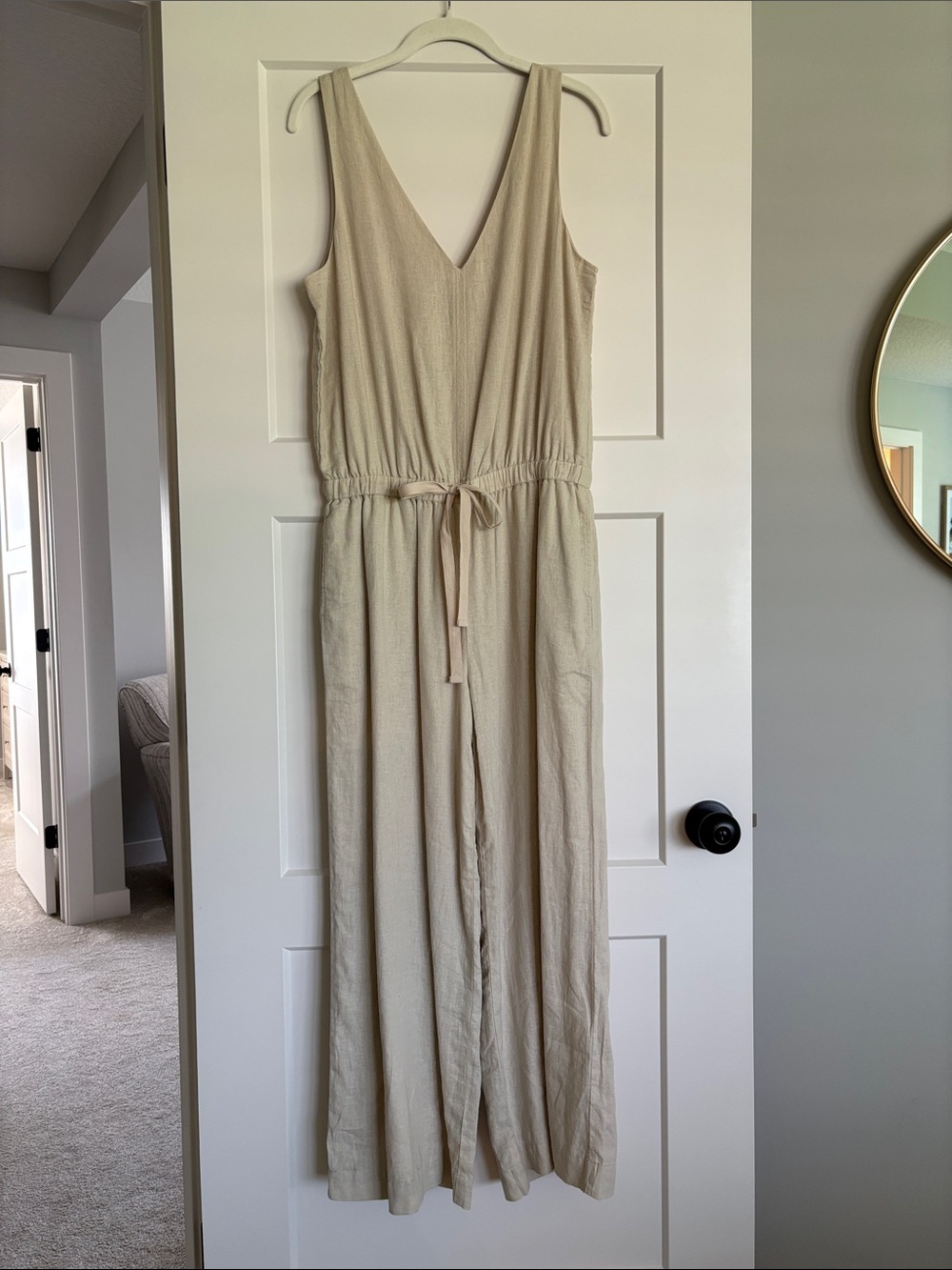 Splendid Neutral Cream V-Neck Maxi Jumpsuit with Waist Tie